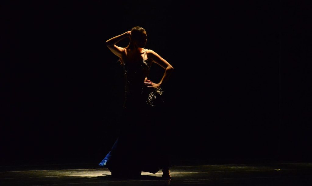 francesca in posa sul palco